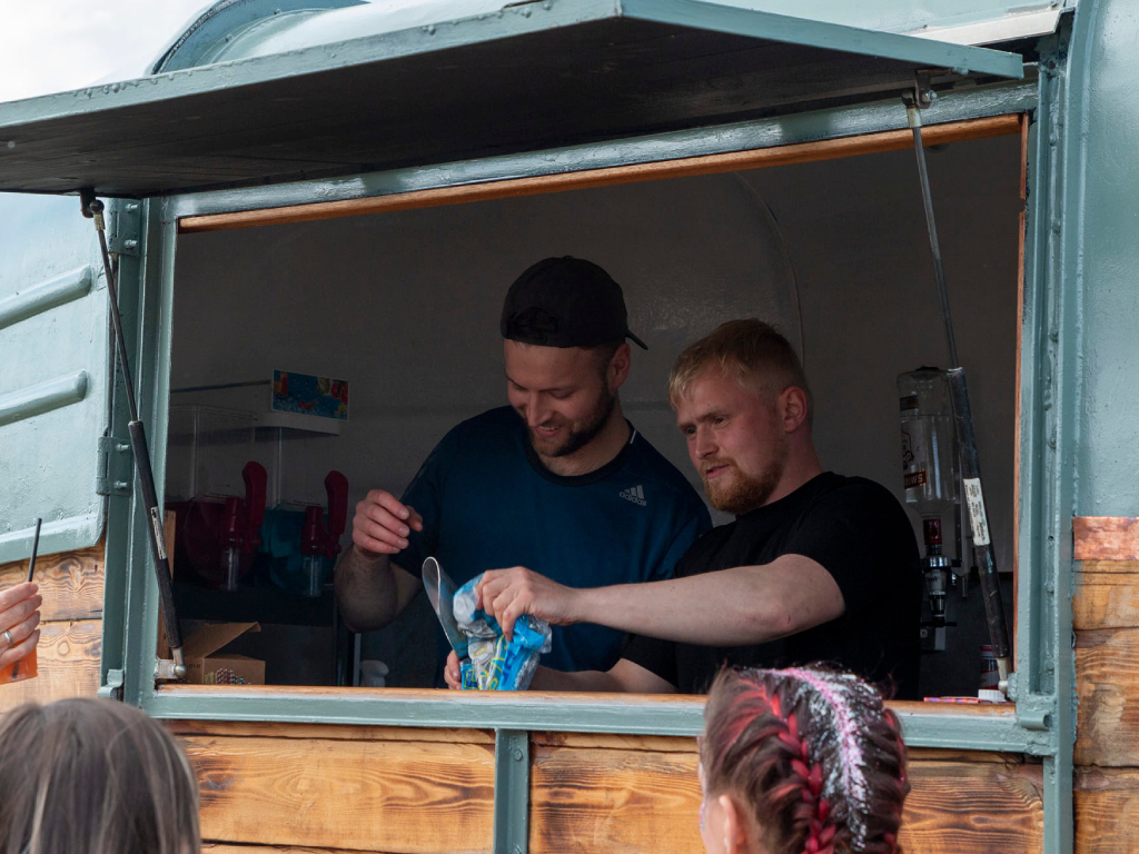 Rusty Hoof Slider 02